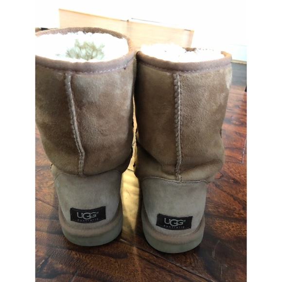 UGG Boots - Picture 2 of 5